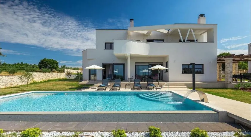 Villa Eleonora, luxury villa in Višnjan, Žužići, near Poreč - Image 1