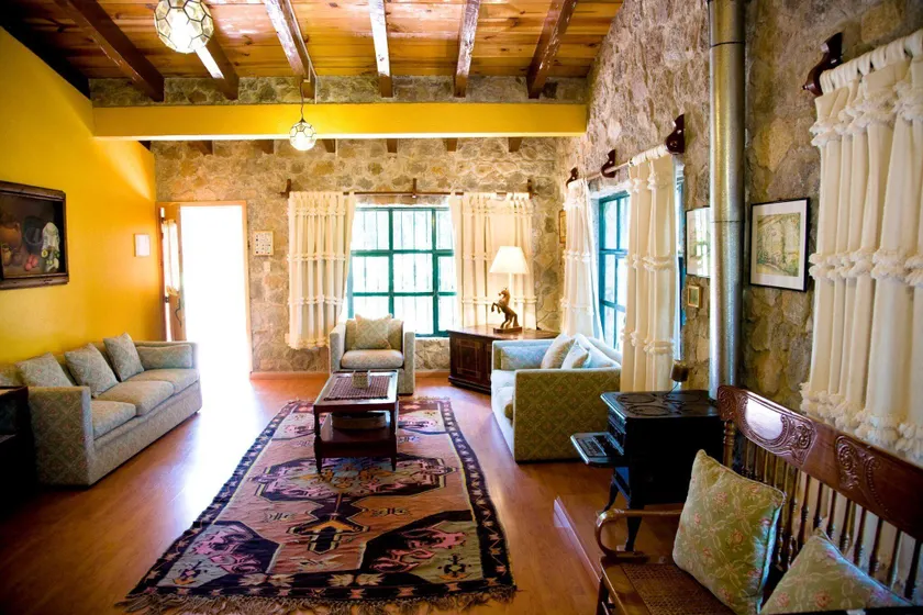 Hotel Rancho San Cayetano - Image 1