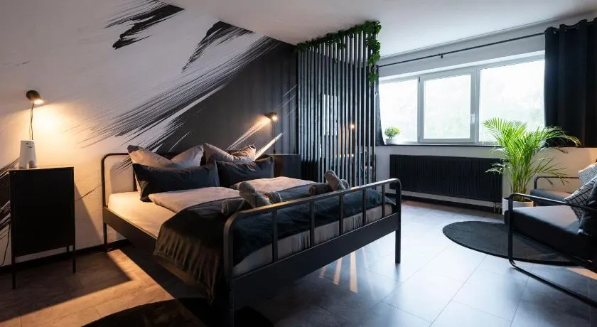 4Tiny Together-Apartment - Balkon, Netflix, Nespresso, Messe - Image 1