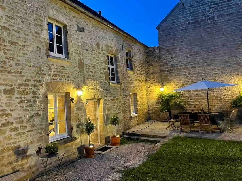 La Closerie de Gigny "Maison Templiere" avec Piscine - Image 1