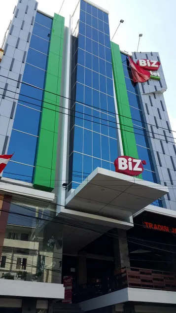 BIZ HOTEL City Center - Image 1