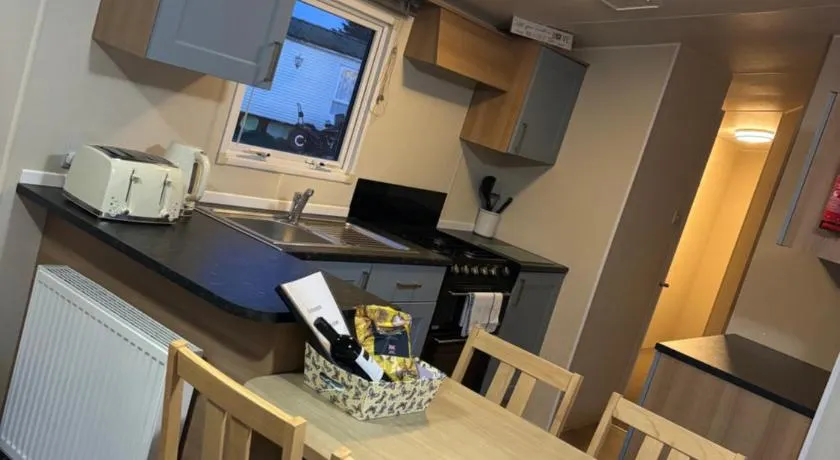 Moonstone Costal Caravan Retreat - Image 1