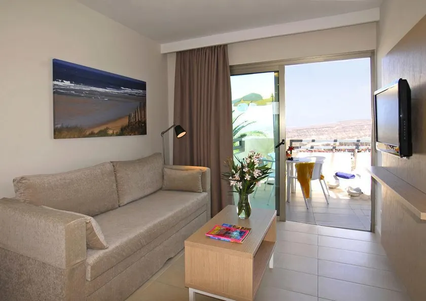 Apartamentos Eden - Image 1