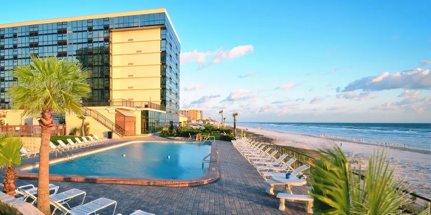 Oceanside Inn - Image 1