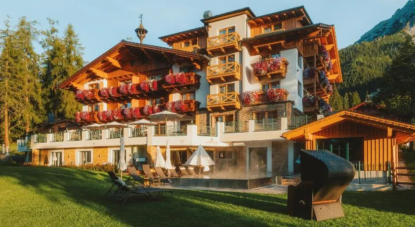 Hotel Lindenhof - Image 1