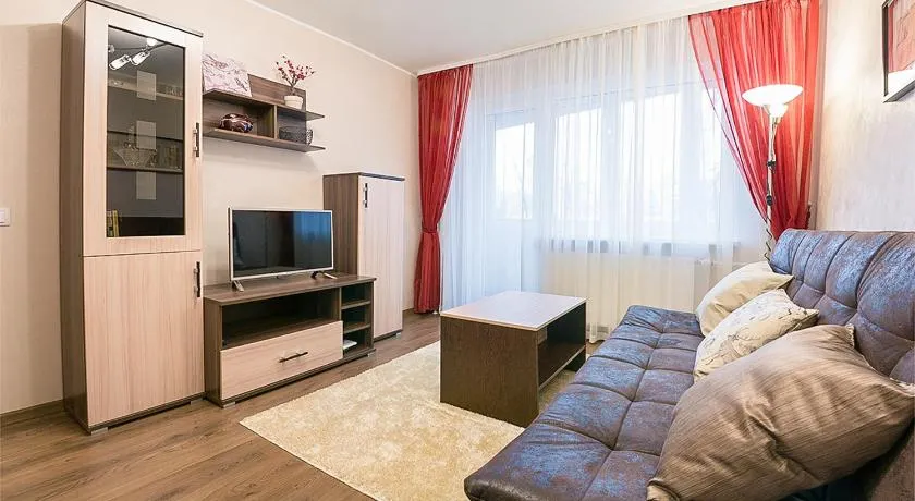 Pae 84 Apartament Airport 2 km - Image 1