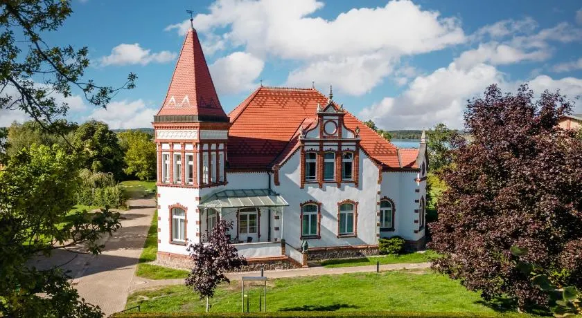 Hotel Villa am Stadthafen - Image 1
