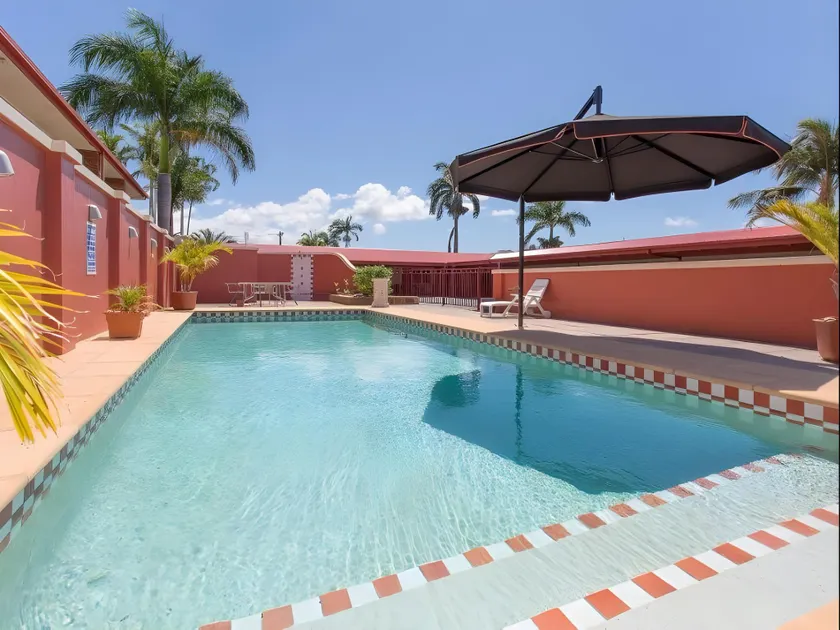 Mackay Rose Motel - Image 1