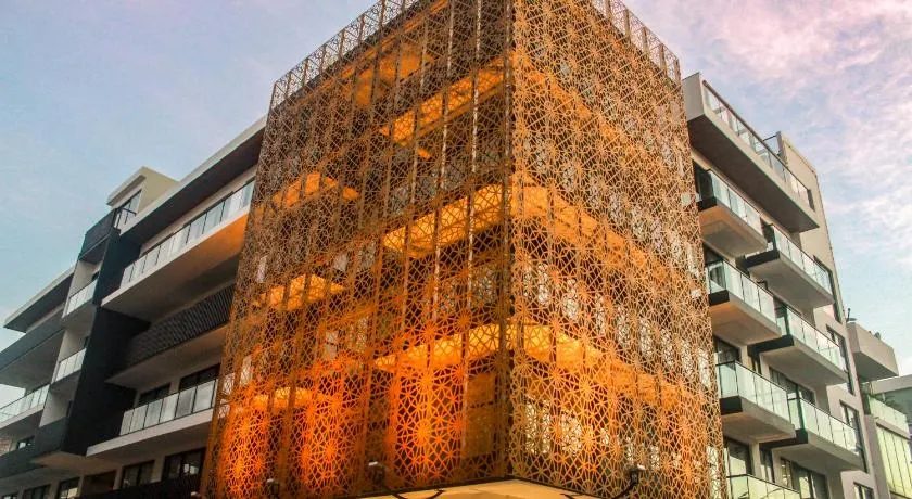 IT Boutique Hotel & Restaurant - Image 1