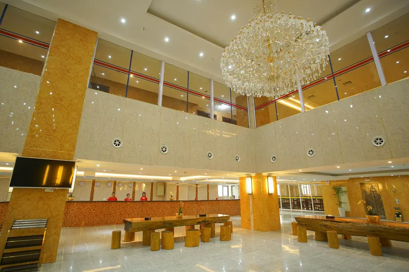 Grand Park Hotel - Image 1