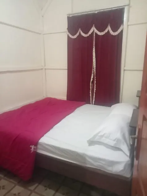 Homestay Century Moni Waturaka - Image 1