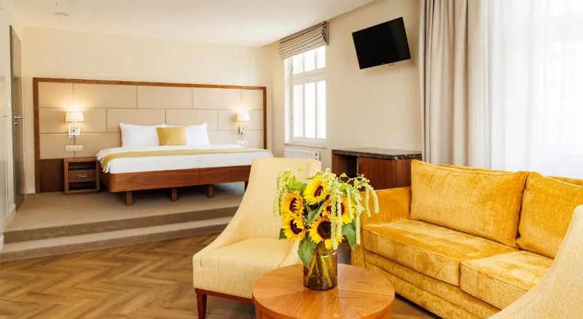 Jakubowy Hotel - Image 1
