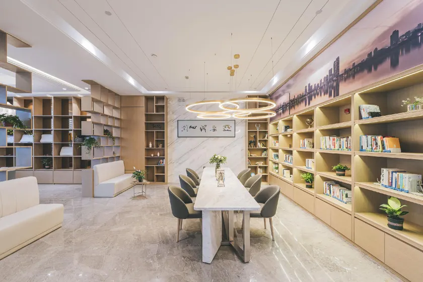 Atour Hotel Nanjing Xianlin Avenue Jinma Road - Image 1