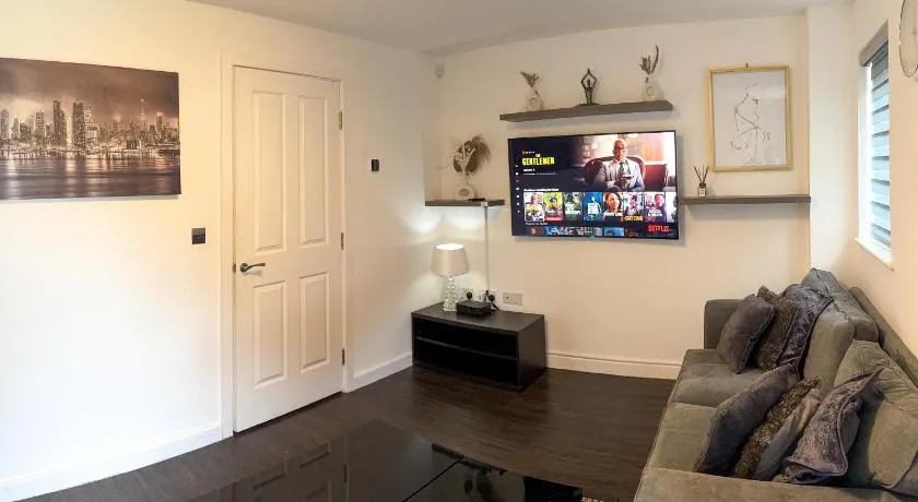 Amersham Park Apartment - Image 1