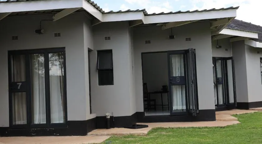 Tambarara Guest Lodge - Image 1