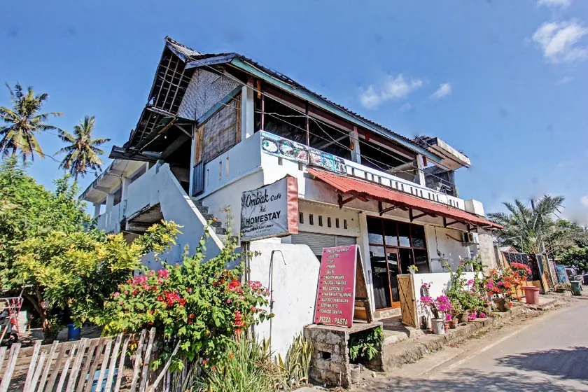 Capital O 92747 Ombak Cafe & Homestay - Image 1