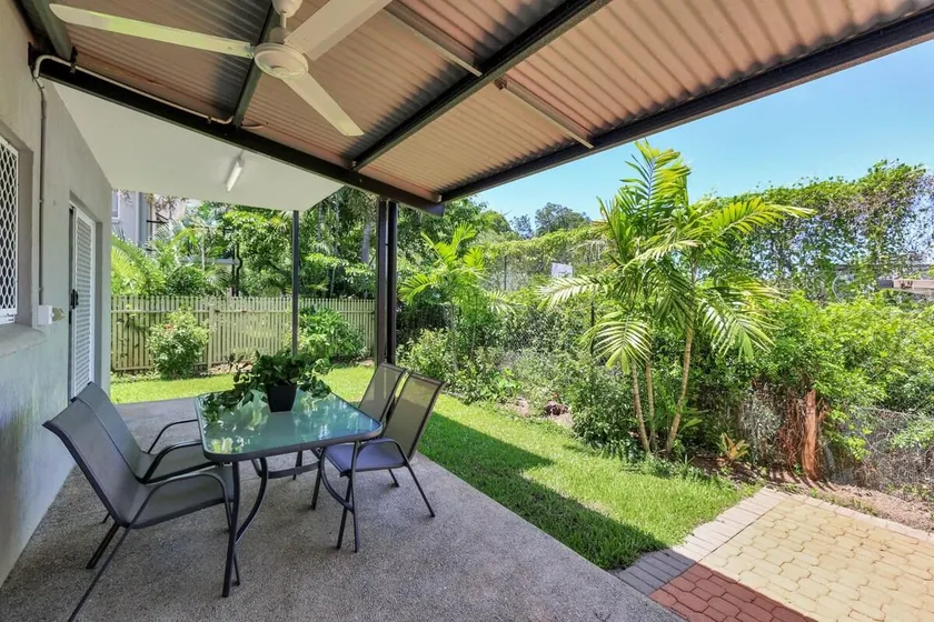 Charming 3BR Retreat in Central Location of Darwin - Image 1