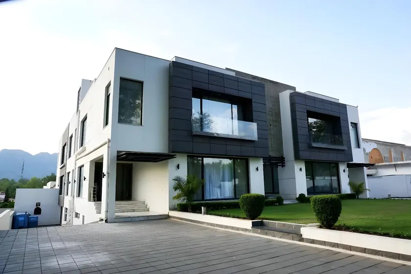 Oxvue boutique hotel - Image 1