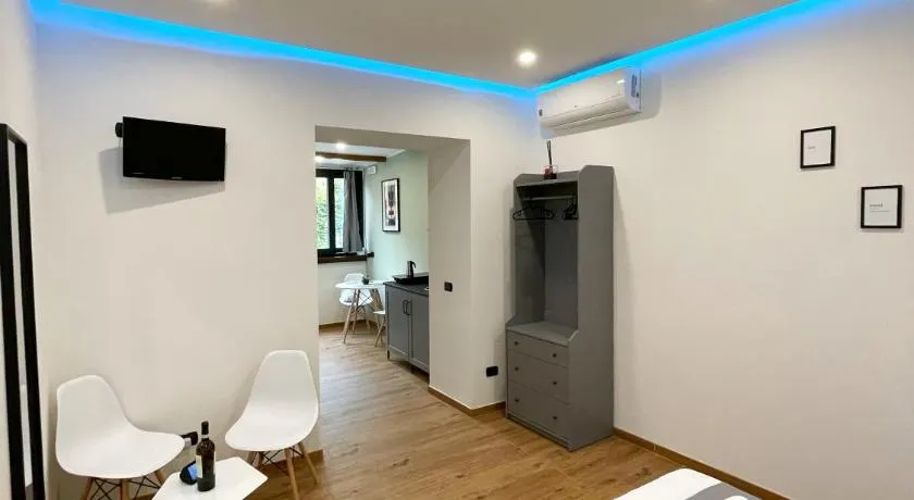 Pozzuoli B&B exSofer - Image 1