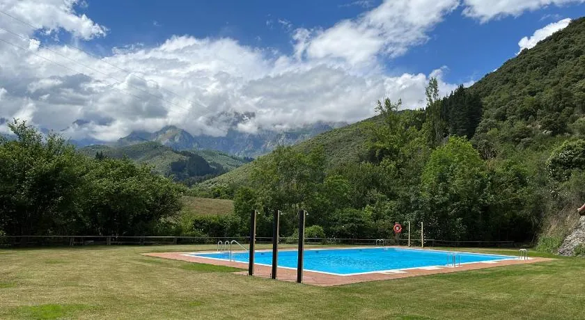 Albergue La Cabaña - Image 1