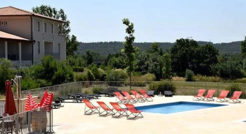 Le soleil d Eugènie appartement dans résidence avec Piscine commune près de Carcassonne - Image 1