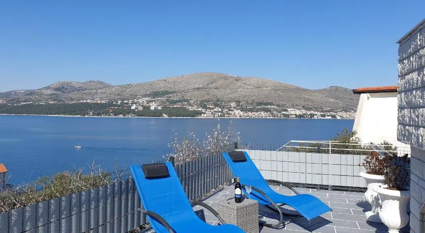 Villa Sandrina - Image 1