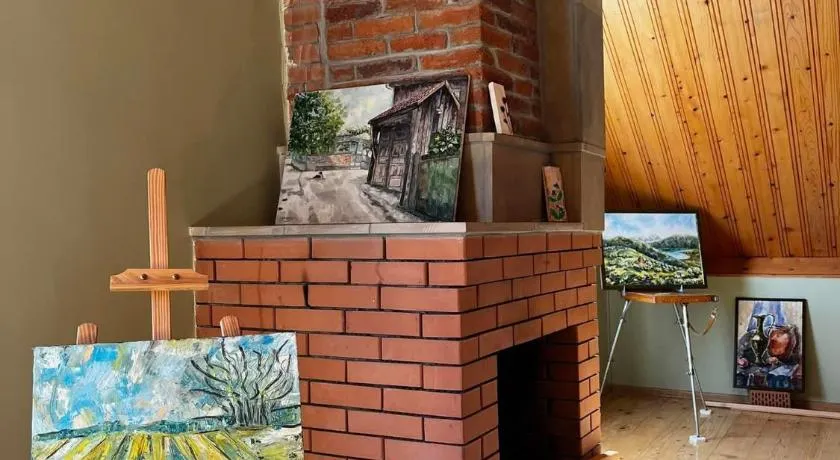 Art Racha - Image 1