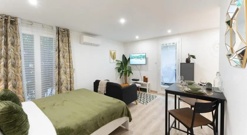 Studio 27m² sur la Côte Pavée avec parking privé - Image 1