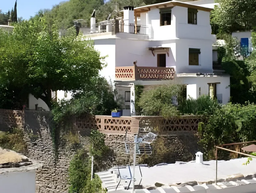 Sierra y Mar - Image 1