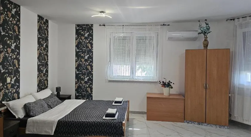 Apartmani Royal Residence - Image 1