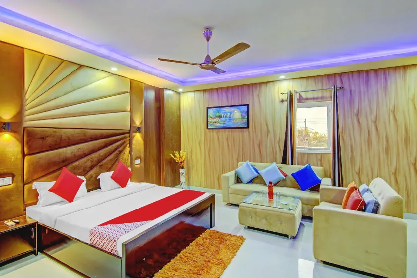Hotel O Island - Image 1