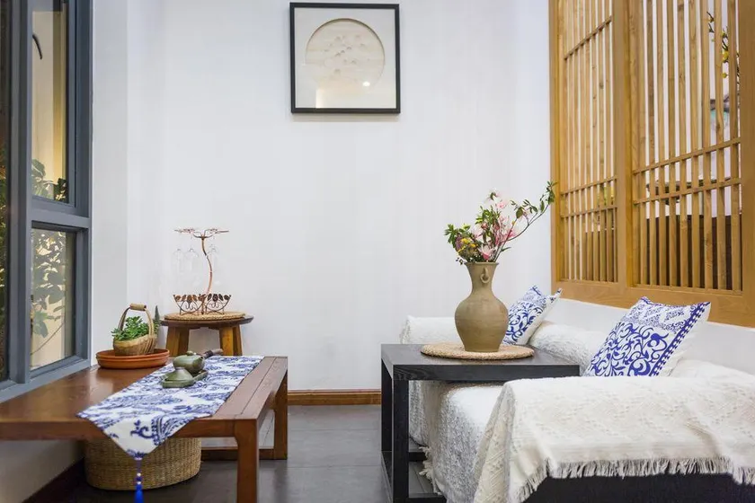 Hui Pan Hotel - Image 1