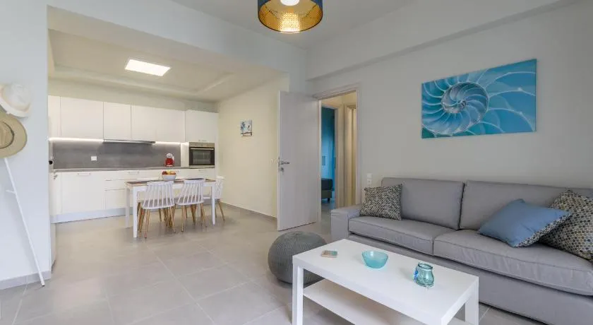 Seashell Apt 2 - Image 1