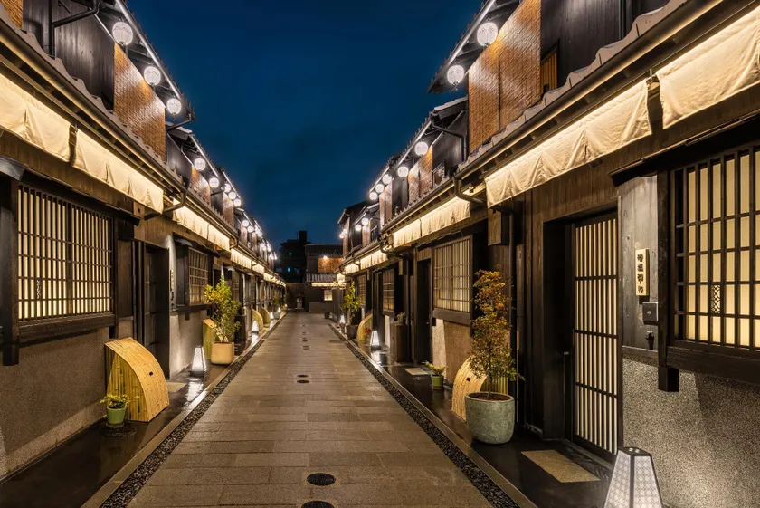 Nazuna Kyoto Tsubaki St. - Image 1