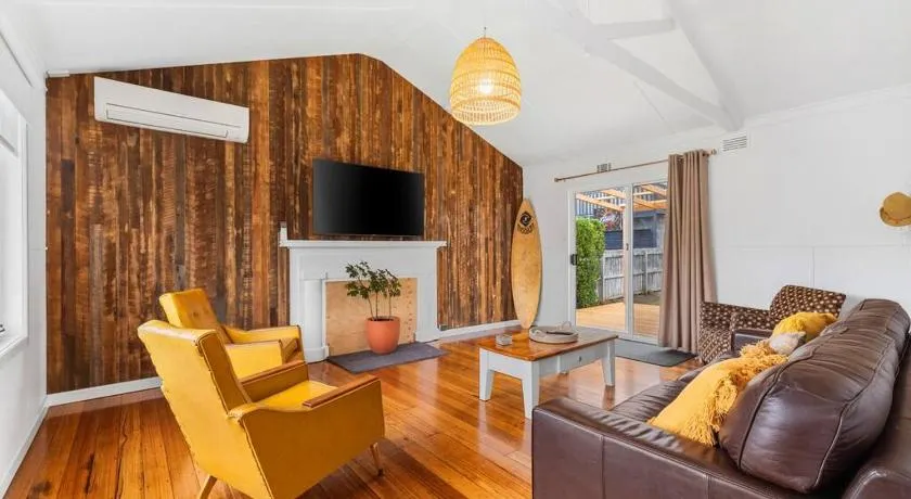 Coastal Cottage Warrnambool - Image 1