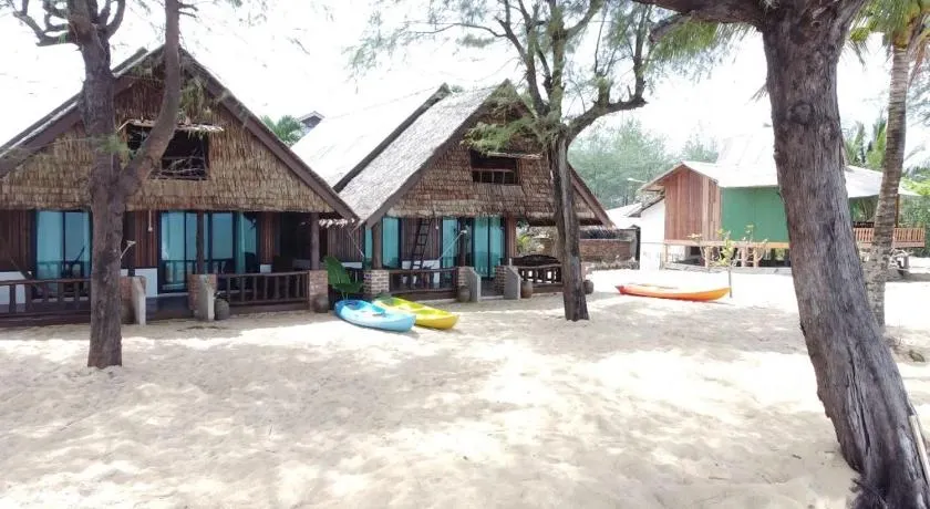 Sunrise Chalet - Image 1