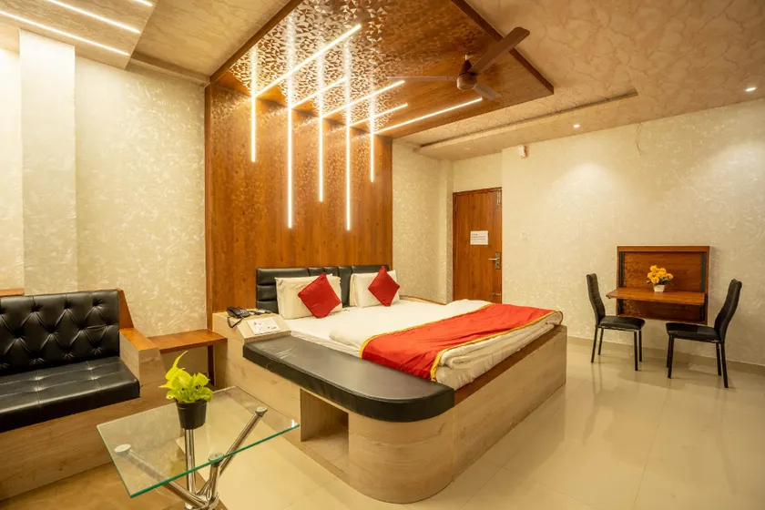 Seasons Suites Koramangala - Image 1
