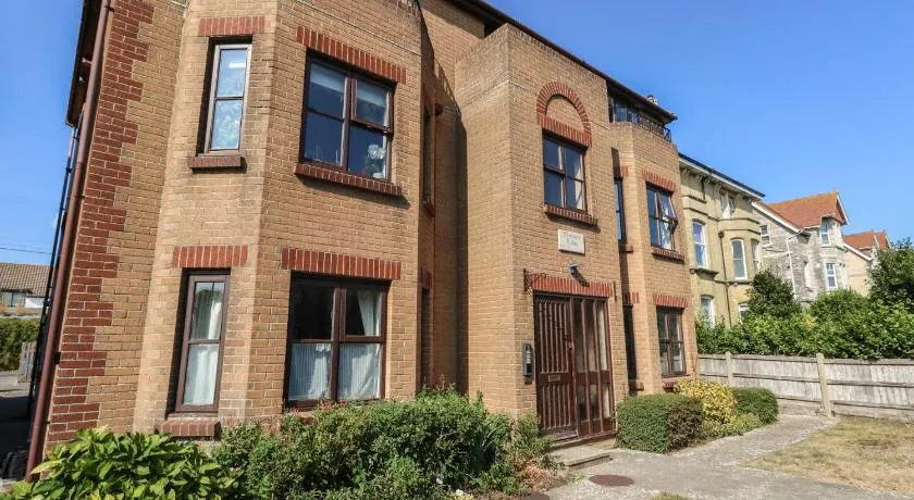 Flat 9 - Image 1