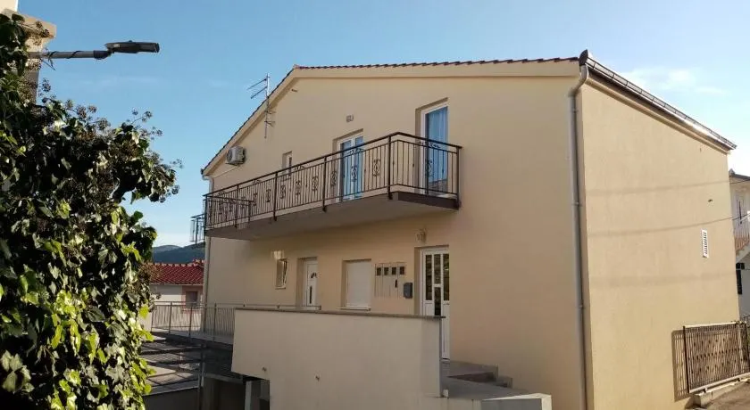 Apartmani Vukelja - Image 1