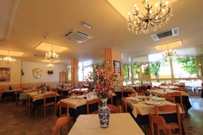 Hotel Moby Dick - Image 1