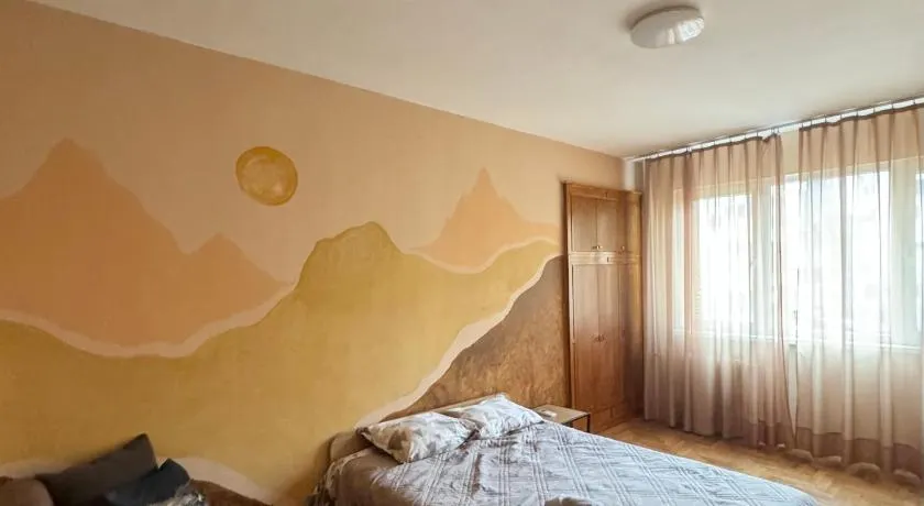 Spacious Apartment next to South Park Просторен Апартамент до Южен Парк Top Location - Image 1