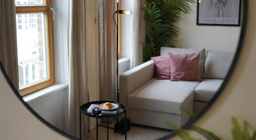 Woodstock Oxford Street- Entire Cosy Apartment- 5 mins to Blenheim Palace - Image 1