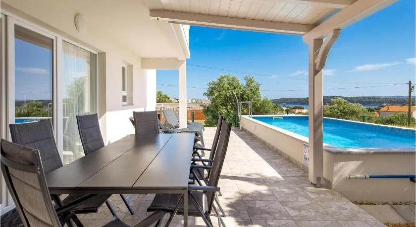 Awesome Home In Banjol - Image 1