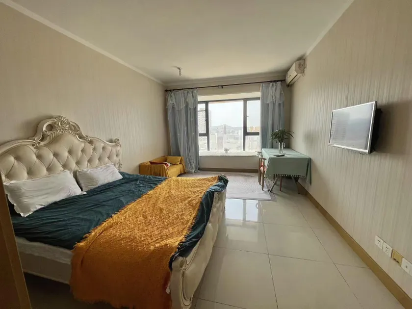 Warm and Cozy Homestay (Dalian Lushun Economic Development Zone Tieshan Metro Station Branch 1) - Image 1