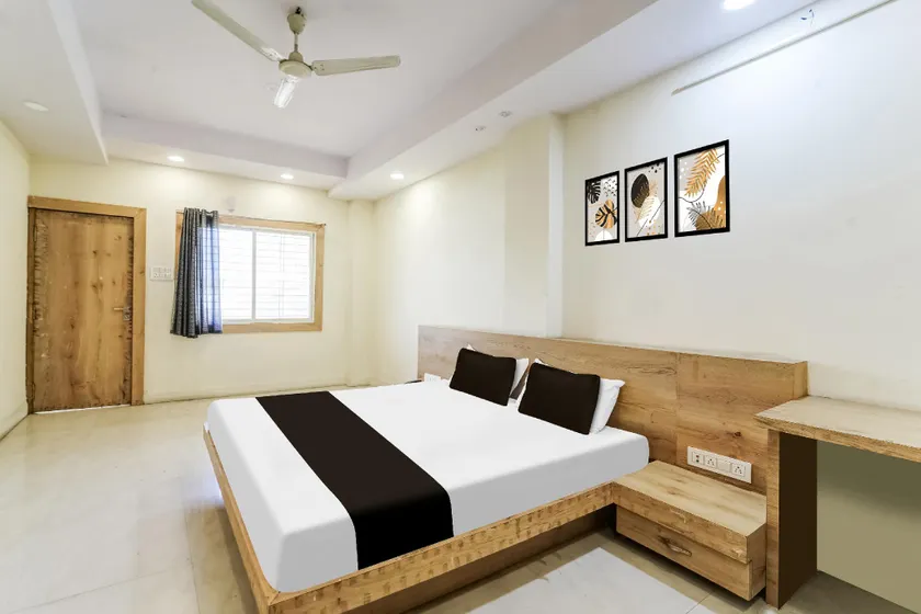 Hotel O katyayani - Image 1
