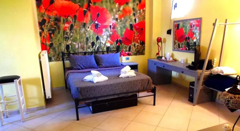 Vacation_Studio_near_the_beach - Image 1