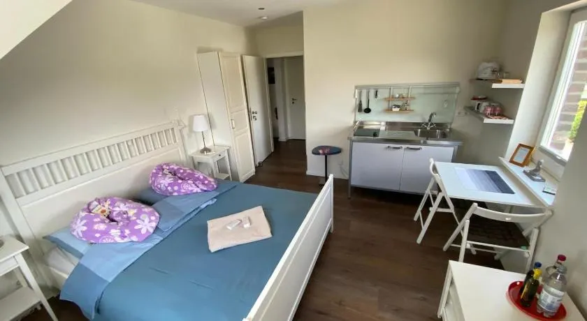 Bed and Breakfast Orange-Inn - Image 1