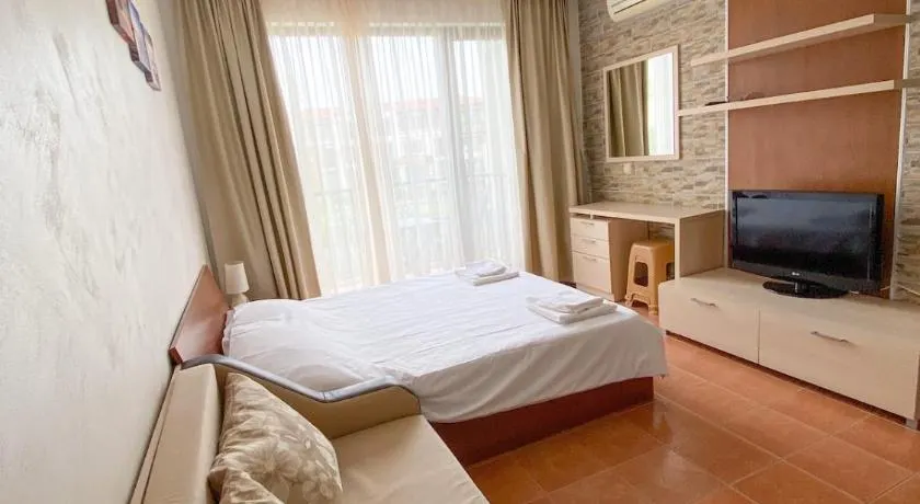 Beautiful studio in Sozopol - Image 1