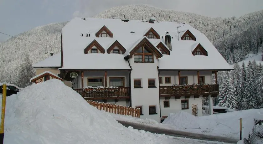 Residence Rogger - Image 1