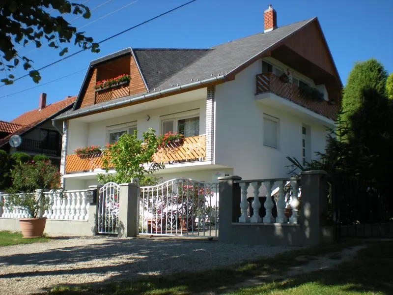Viola House - Image 1